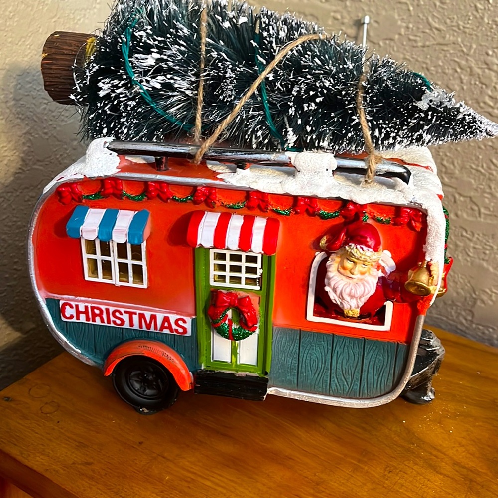 Camper Christmas Village
